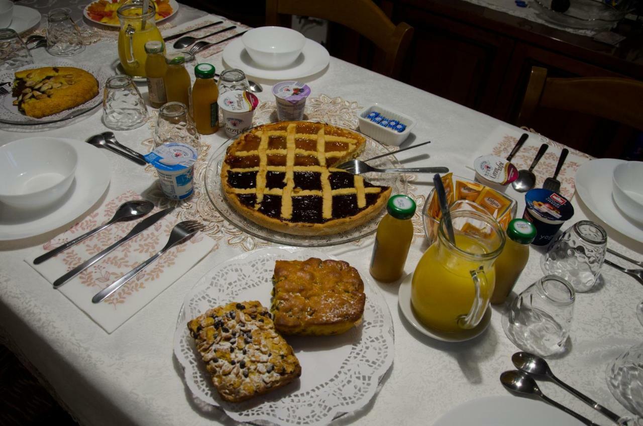 La Coccinella Bed & Breakfast Iesi Exterior photo